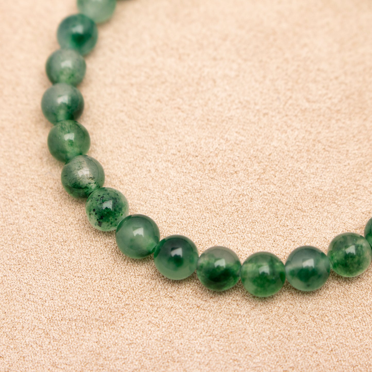 Moss Agate – promote growth and tranquility